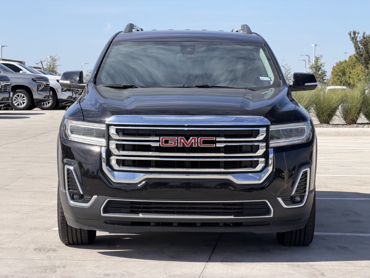 Used 2023 GMC Acadia SLT AWD/4WD image 7