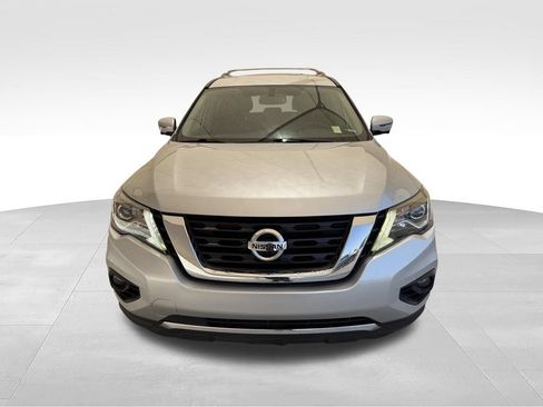 Used 2019 Nissan Pathfinder SL FWD image 5