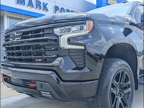 Used 2025 Chevrolet Silverado 1500 LT Trail Boss w/ Convenience Package II AWD/4WD image 12
