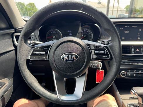 Used 2019 Kia Optima LX FWD image 2