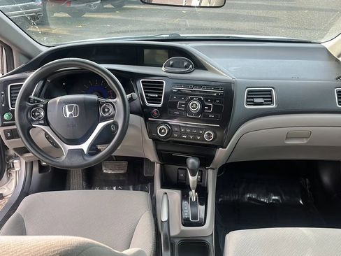 Used 2013 Honda Civic LX image 12