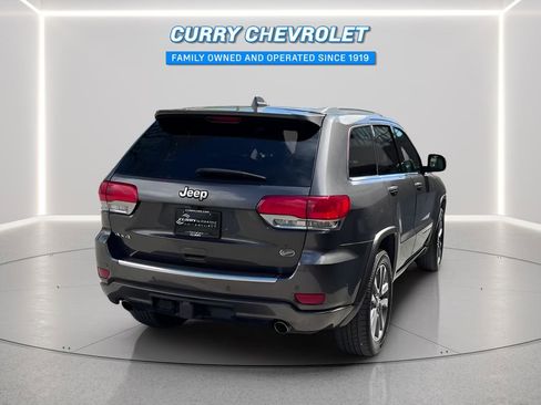 Used 2018 Jeep Grand Cherokee Overland AWD/4WD image 13