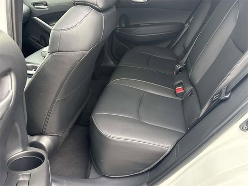 Certified 2023 Toyota Corolla Cross XLE image 29