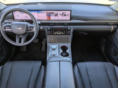 Used 2025 Genesis GV80 3.5T Advanced image 13