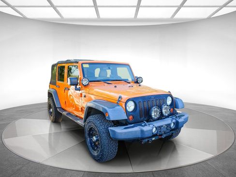 Used 2012 Jeep Wrangler Unlimited Sport AWD/4WD image 2