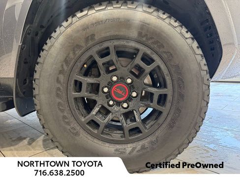 Used 2023 Toyota 4Runner TRD Off-Road Premium w/ Off Road Premium Plus Package AWD/4WD image 14