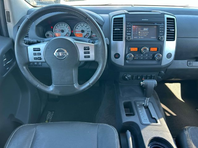 Used 2014 Nissan Frontier PRO-4X w/ Pro-4x Luxury Package AWD/4WD image 13