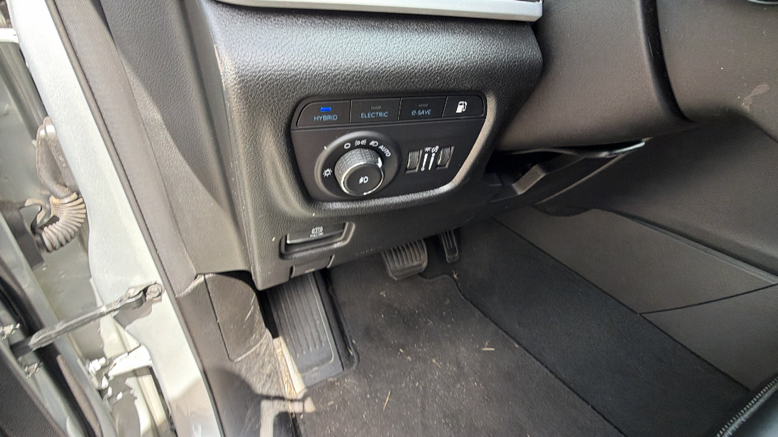 Used 2024 Jeep Grand Cherokee Limited 4xe AWD/4WD image 25
