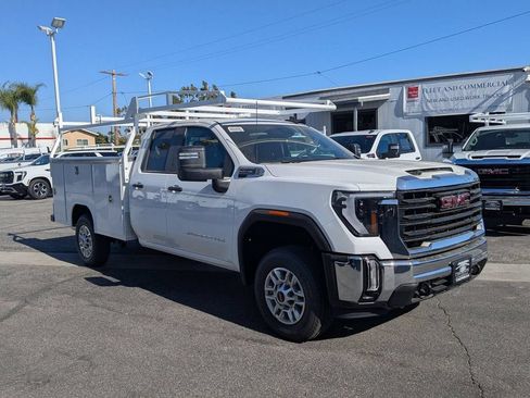 New 2026 GMC Sierra 2500 Pro w/ Convenience Package RWD image 4