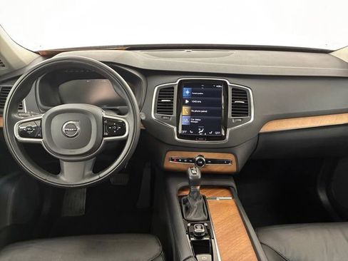 Used 2022 Volvo XC90 T5 Momentum AWD/4WD image 20
