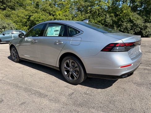 New 2025 Honda Accord EX-L image 4
