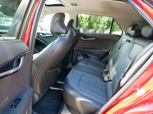 Certified 2023 Kia Niro Wave w/ Wave Preserve Package FWD image 35