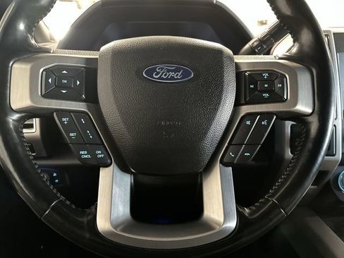 Certified 2018 Ford F350 Platinum w/ Platinum Ultimate Package image 18