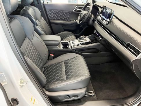 Used 2022 Mitsubishi Outlander SEL image 35