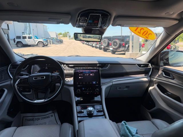 Used 2021 Jeep Grand Cherokee L Overland w/ Luxury Tech Group IV AWD/4WD image 14
