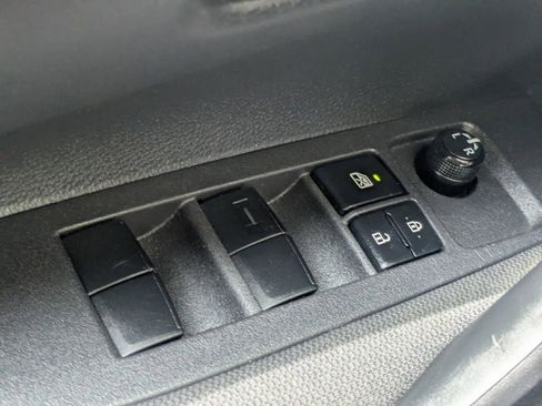 Used 2024 Toyota Corolla LE FWD image 20
