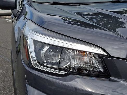 Used 2020 Subaru Forester Premium AWD/4WD image 9