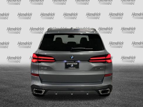 Used 2026 BMW X5 sDrive40i w/ M Sport Package RWD image 7