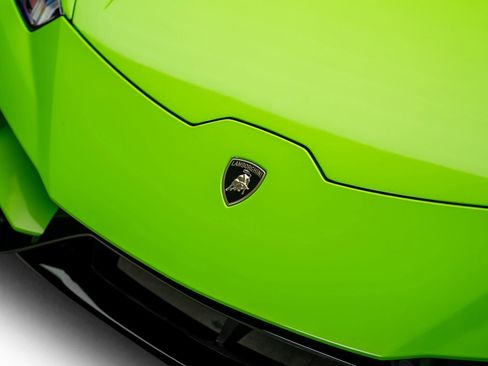 Used 2024 Lamborghini Huracan EVO AWD/4WD image 12