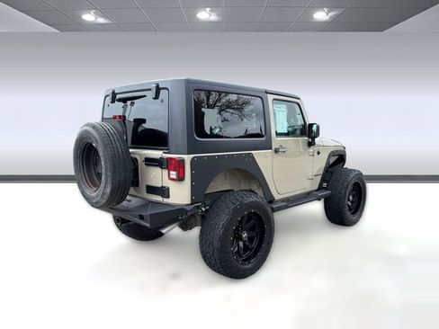 Used 2017 Jeep Wrangler Sport w/ Quick Order Package 24S AWD/4WD image 9
