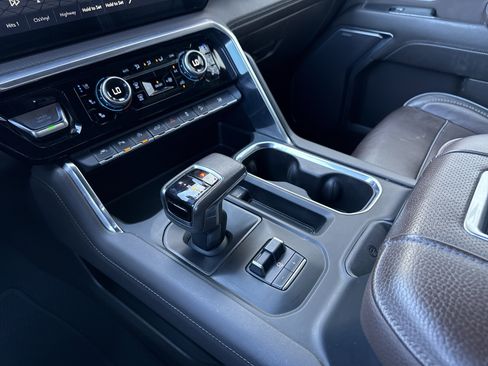 Used 2022 GMC Sierra 1500 Denali w/ Denali Reserve Package image 20