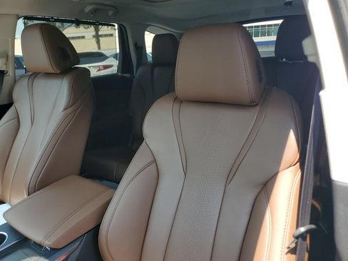 Certified 2026 Acura MDX w/ Technology Package FWD image 18