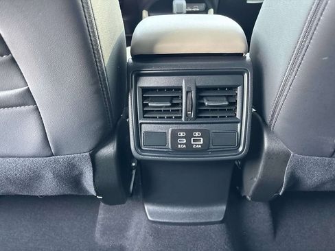 Used 2025 Subaru Forester Premium image 14