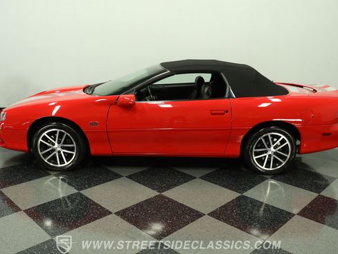 Used 2002 Chevrolet Camaro Z28 RWD image 2