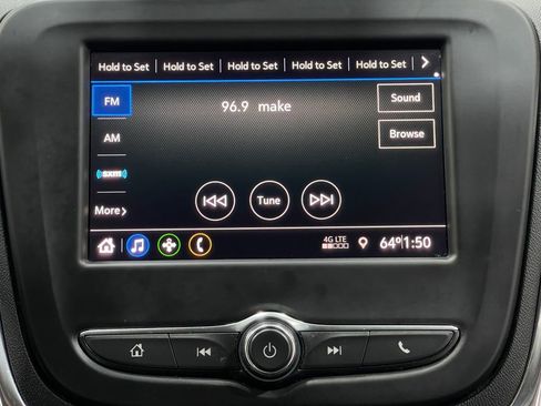 Used 2020 Chevrolet Equinox LT image 22