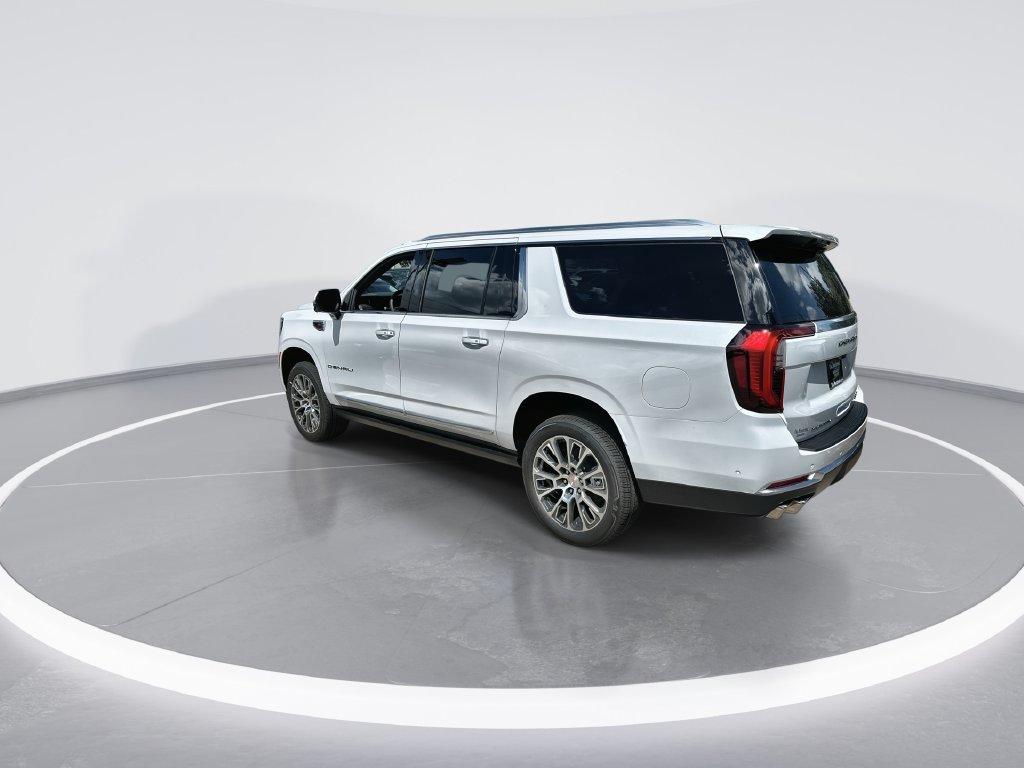 New 2026 GMC Yukon XL Denali w/ Denali Reserve Package AWD/4WD image 6