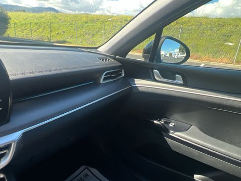 Used 2022 Kia K5 GT-Line image 22