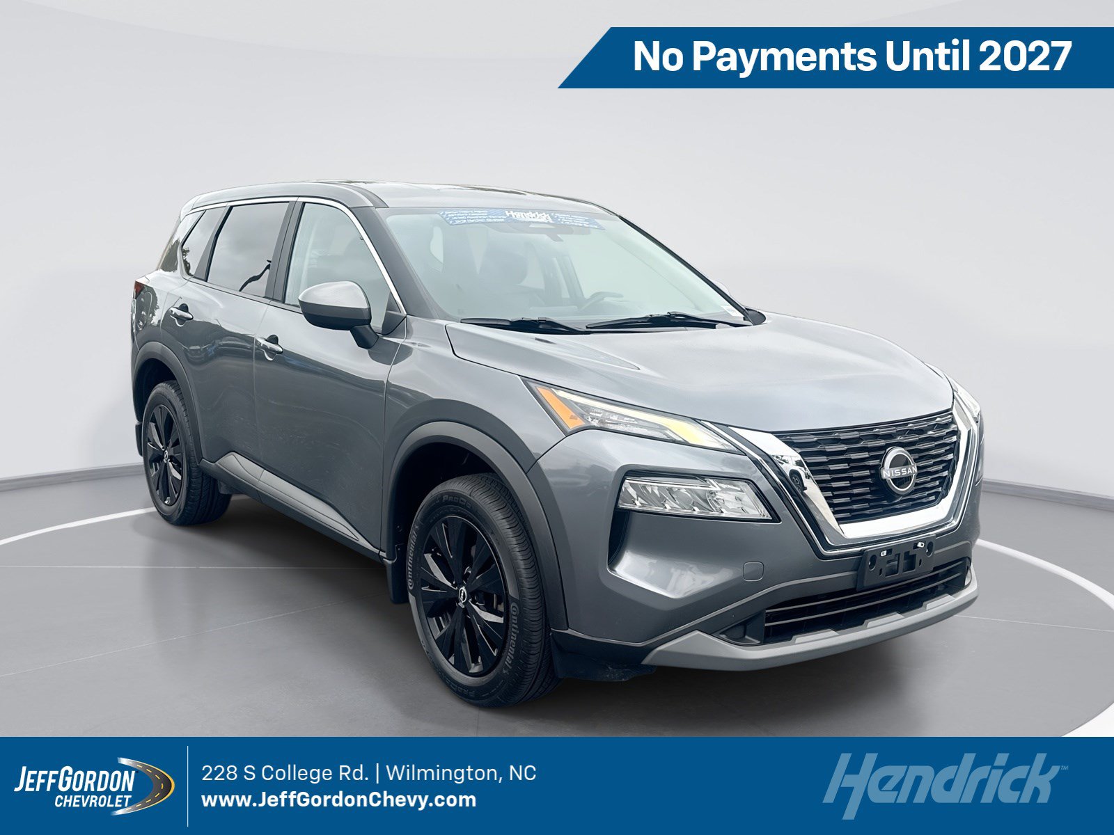 Used 2023 Nissan Rogue SV AWD/4WD image 1
