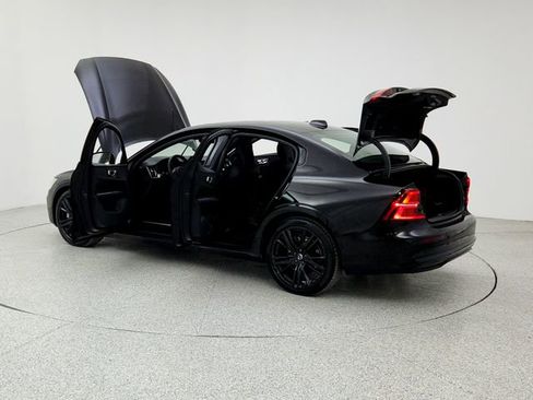 Used 2023 Volvo S60 B5 Plus w/ Climate Package image 12