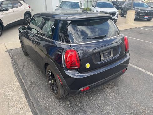 Used 2024 MINI Cooper SE FWD image 7
