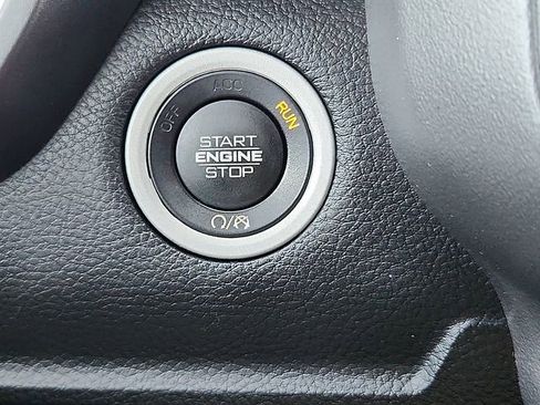 Used 2022 RAM 1500 Big Horn AWD/4WD image 15