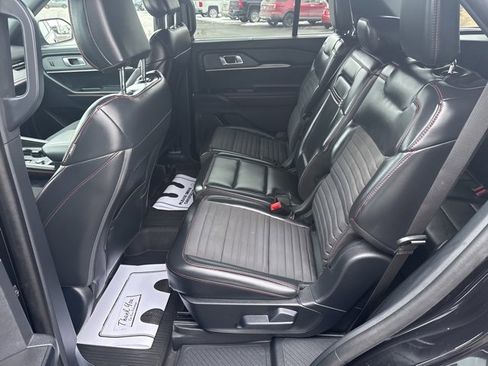 Certified 2025 Ford Explorer ST-Line w/ Premium Package image 10