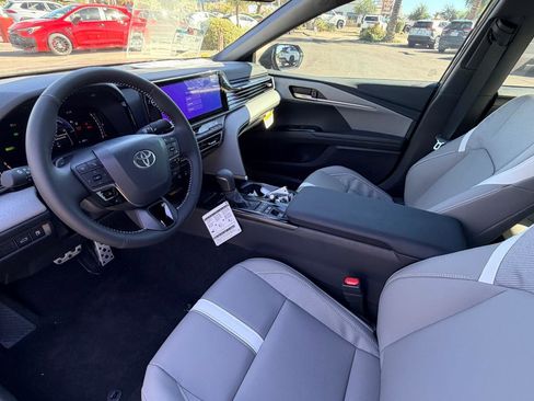 New 2026 Toyota Camry SE image 14