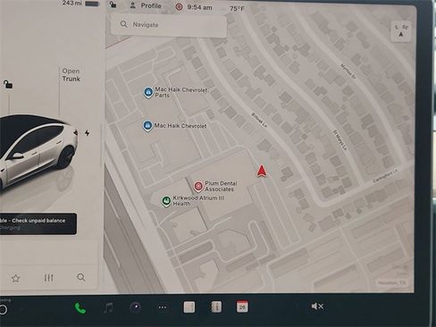 Used 2023 Tesla Model 3 Standard Range image 14