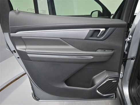 New 2026 Buick Enclave Preferred w/ LPO, Floor Liner Package image 14