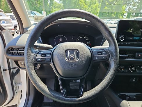 Used 2023 Honda HR-V LX image 19