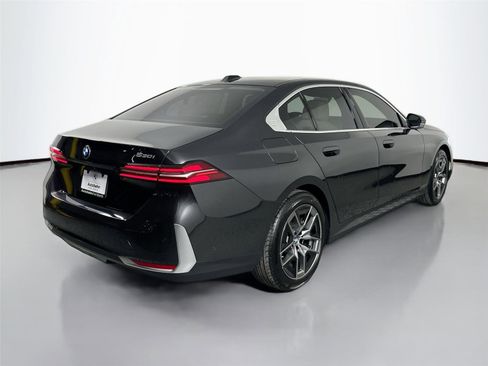 Certified 2026 BMW 530i w/ Premium Package RWD image 5