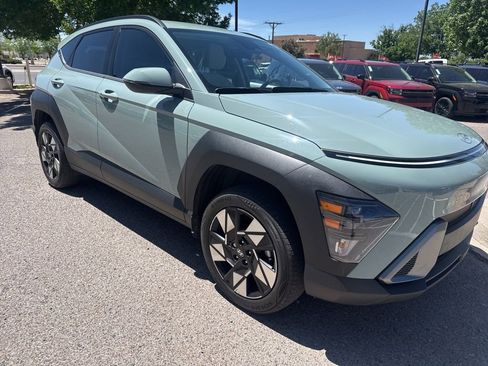 Used 2024 Hyundai Kona SEL AWD/4WD image 4