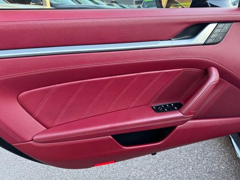 Used 2022 Porsche 911 Turbo S w/ 911 Turbo Sportdesign Package image 13