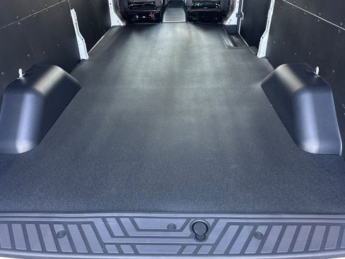 New 2026 Ford Transit 250 148 Medium Roof RWD image 14