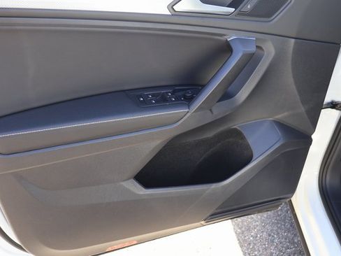 Certified 2023 Volkswagen Tiguan S image 10