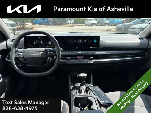 New 2026 Kia K4 FWD image 8