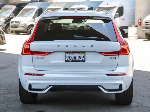 Used 2024 Volvo XC60 B5 Ultimate image 7