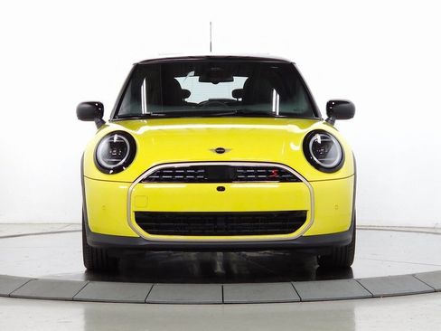 New 2025 MINI Cooper S image 2