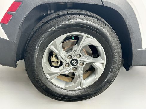 Used 2024 Hyundai Tucson SE FWD image 11