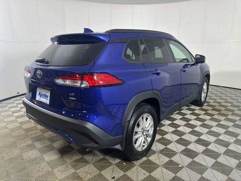 Used 2023 Toyota Corolla Cross LE w/ Moonroof Package AWD/4WD image 7